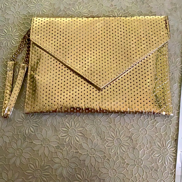 Golden Bag - Picture 1 of 3